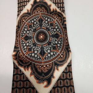 Enrico Capucci men's tie bold central pattern